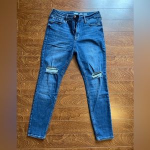 Old Navy Rockstar skinny jeans
